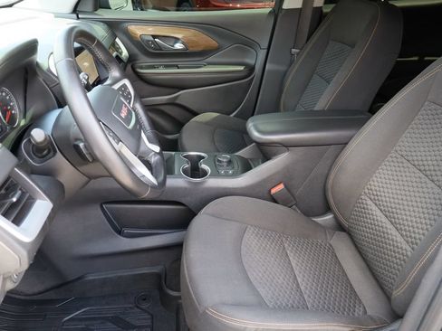 Used 2019 GMC Terrain SLE w/ Driver Convenience Package FWD image 22