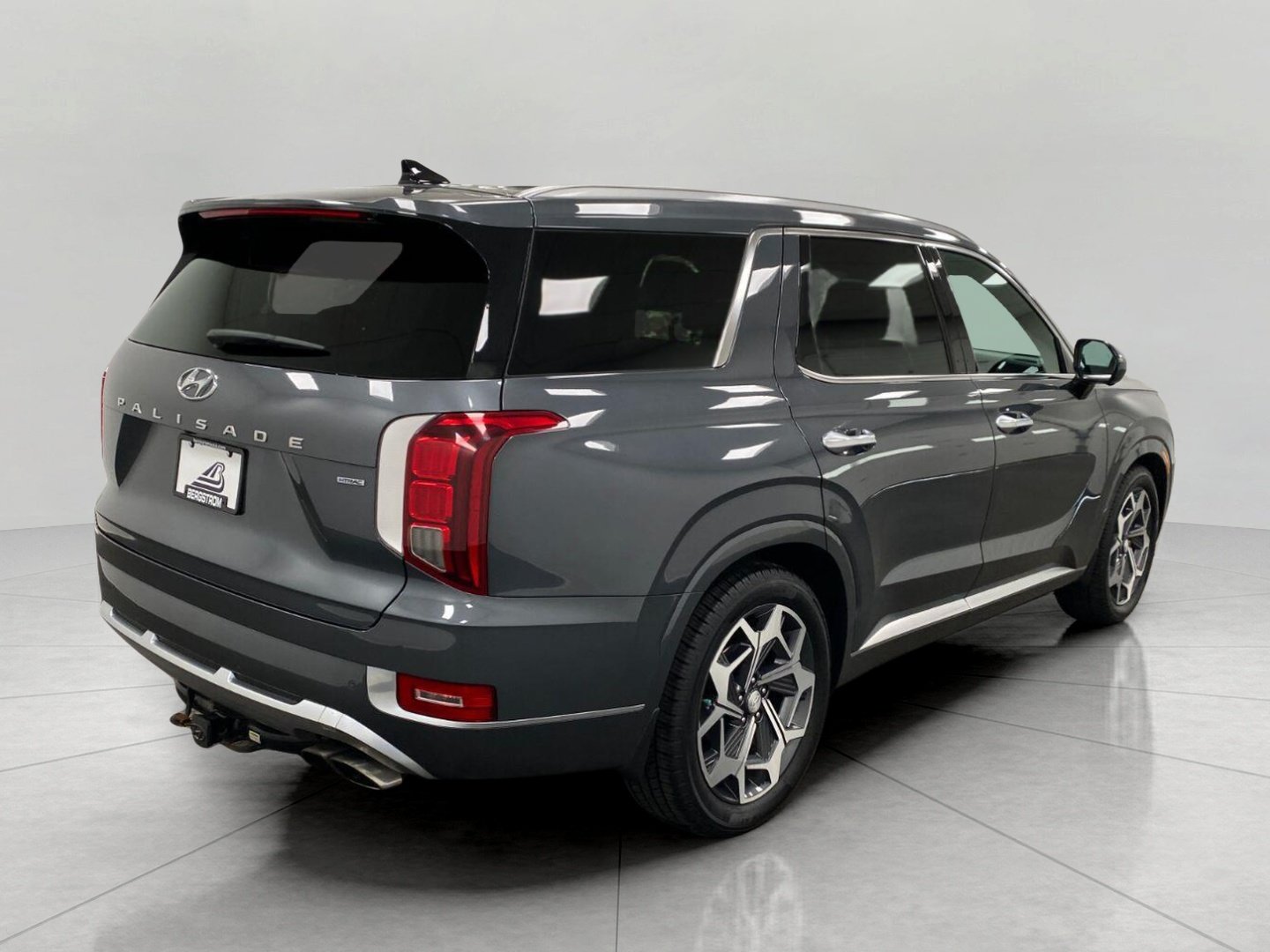 Used 2021 Hyundai Palisade Calligraphy w/ Winter Package AWD/4WD image 4