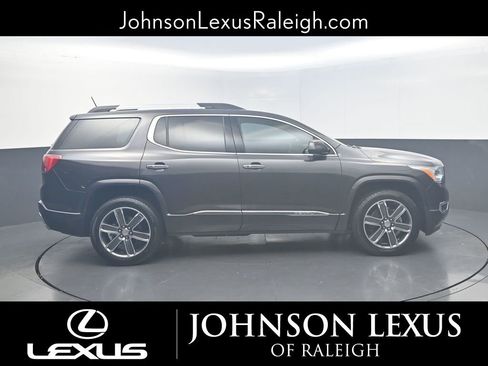 Used 2017 GMC Acadia Denali w/ Technology Package image 6