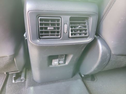 Certified 2025 Toyota RAV4 XSE AWD/4WD image 34