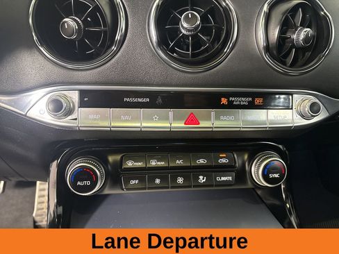 Used 2023 Kia Stinger GT2 image 19