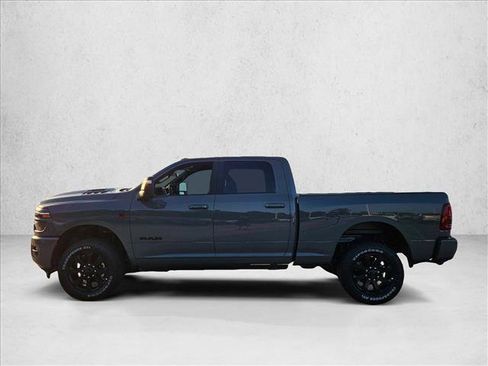 New 2026 RAM 2500 Laramie AWD/4WD image 5