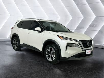 Used 2022 Nissan Rogue SV w/ SV Premium Package