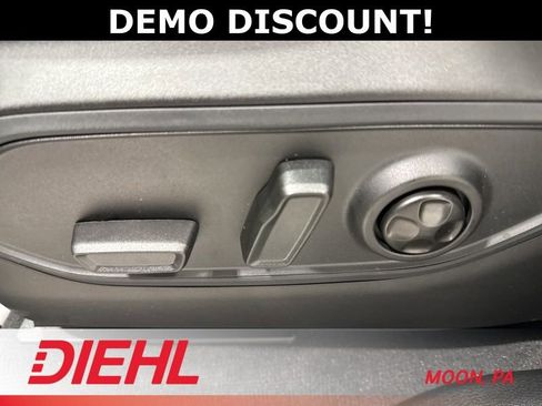 New 2025 Jeep Grand Cherokee Laredo X w/ Luxury Tech Group I image 20