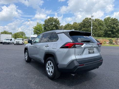 Used 2020 Toyota RAV4 LE w/ All Weather Liner Package AWD/4WD image 5