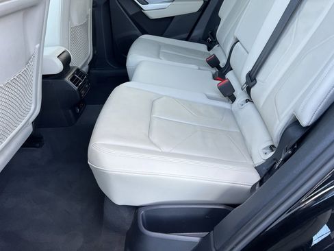 Used 2023 Audi Q3 2.0T Premium image 23