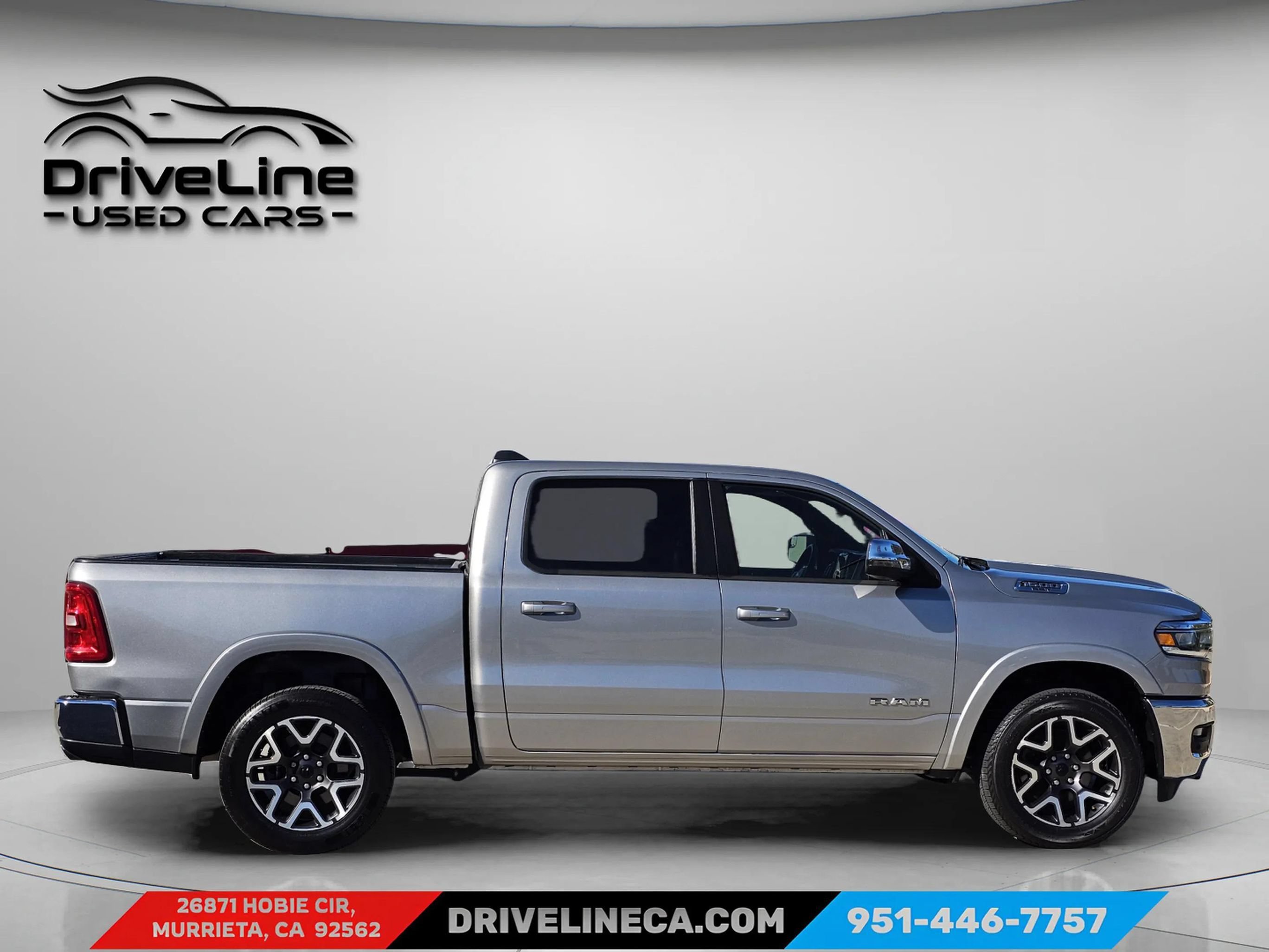 Used 2025 RAM 1500 Laramie AWD/4WD image 14