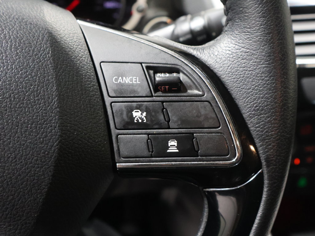 Used 2025 Mitsubishi Eclipse Cross SE AWD/4WD image 39