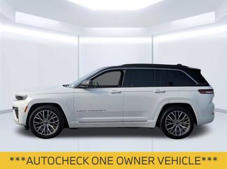 Used 2026 Jeep Grand Cherokee Summit w/ Adv Protech Group IV AWD/4WD video 2