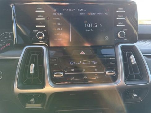 Used 2021 Kia Sorento S w/ Panoramic Sunroof Package image 30