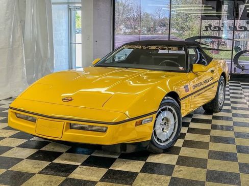 Used 1986 Chevrolet Corvette Convertible image 10