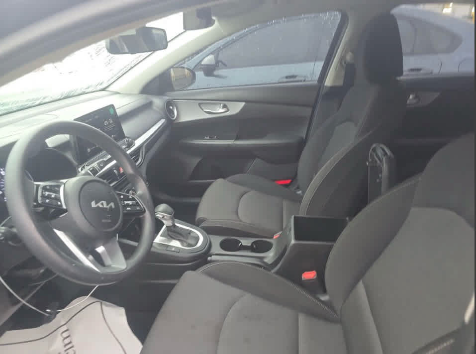 Used 2024 Kia Forte LX FWD image 14