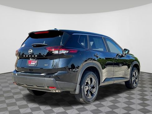 Used 2026 Nissan Rogue SV w/ Cold Weather Package AWD/4WD image 6