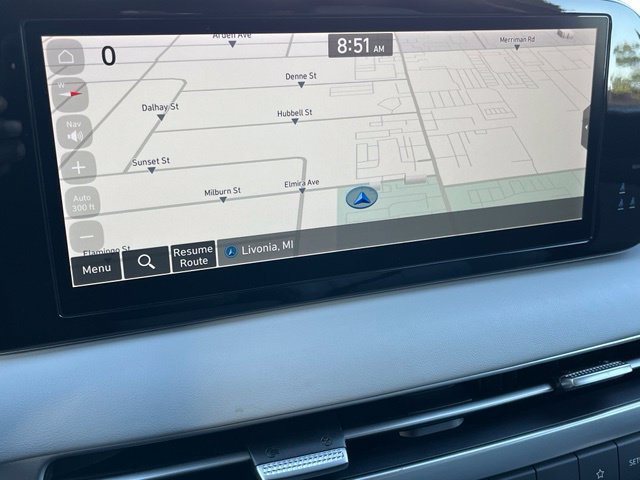Used 2024 Hyundai Palisade SEL w/ Premium Package FWD image 14