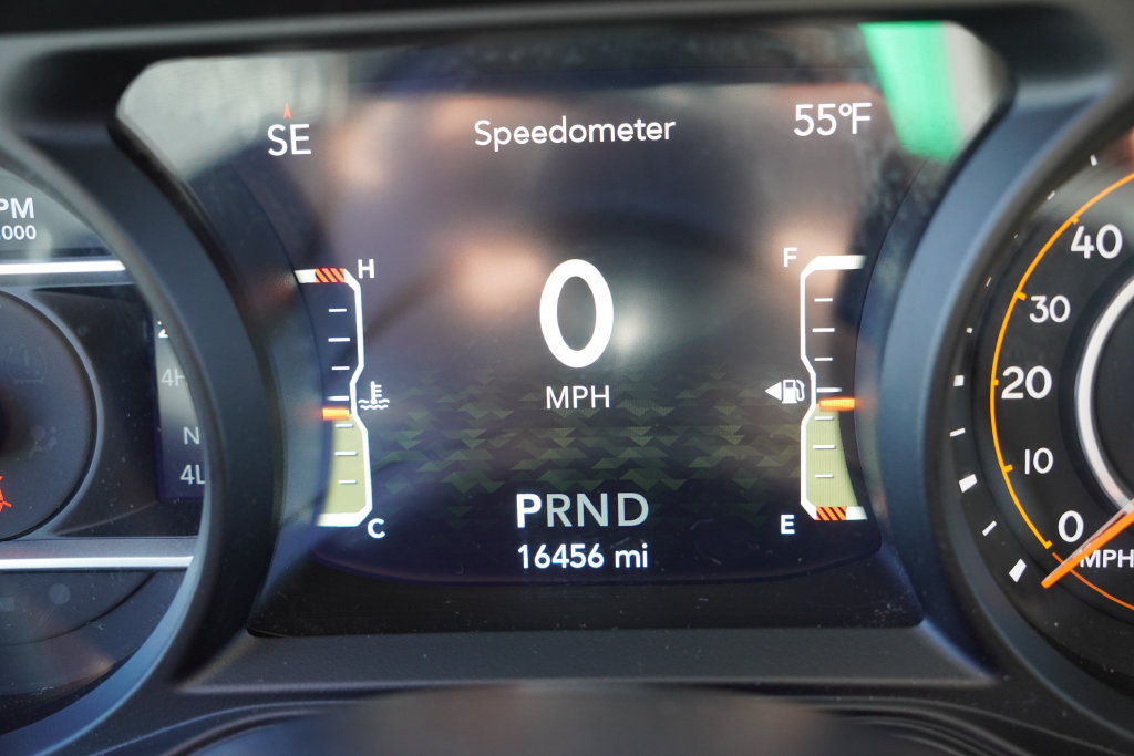 Used 2026 Jeep Gladiator Mojave AWD/4WD image 6