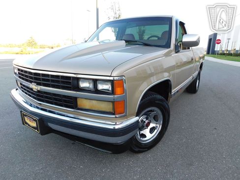 Used 1988 Chevrolet Silverado 1500 C10 Short Bed image 39
