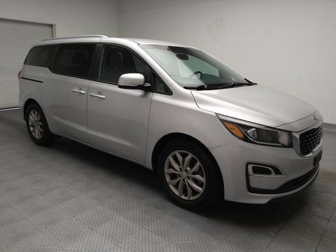 Used 2019 Kia Sedona EX FWD image 11