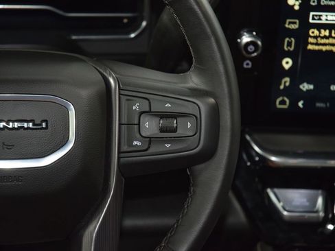 Used 2024 GMC Sierra 2500 Denali Ultimate AWD/4WD image 38
