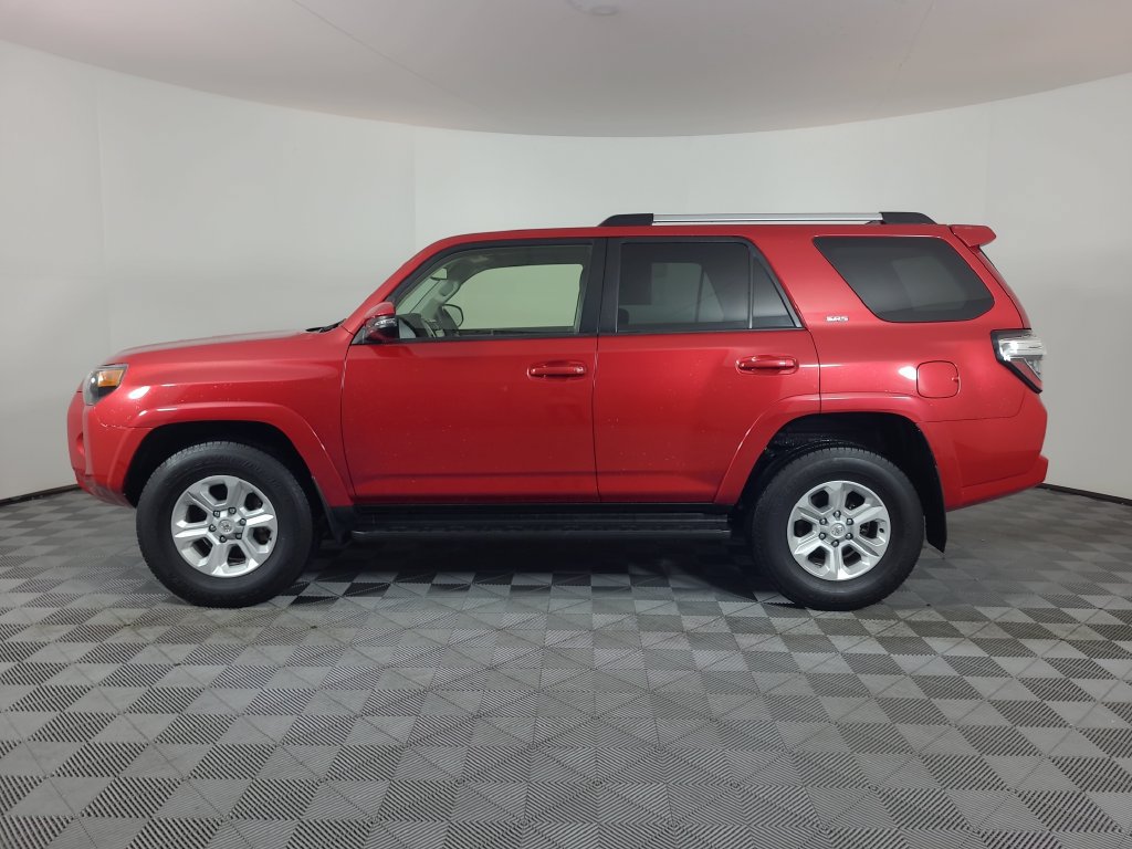 Used 2022 Toyota 4Runner SR5 Premium AWD/4WD image 6