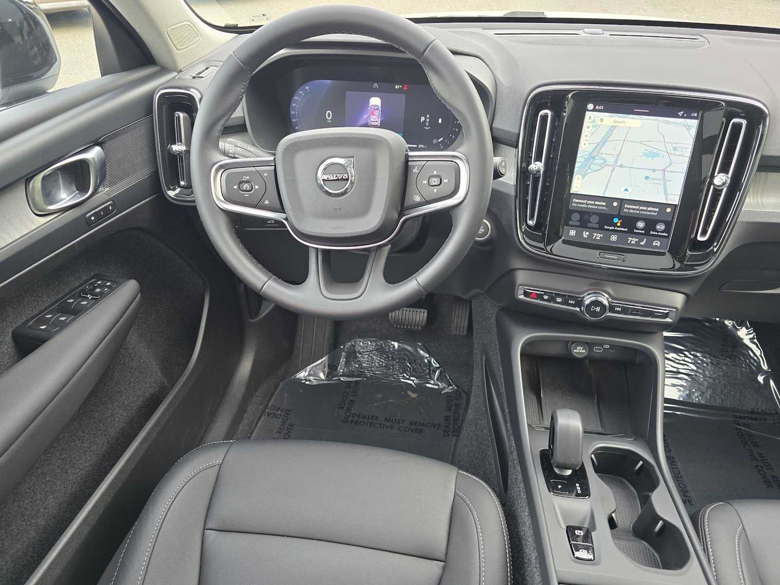 Used 2026 Volvo XC40 B5 Core w/ Climate Package AWD/4WD image 17