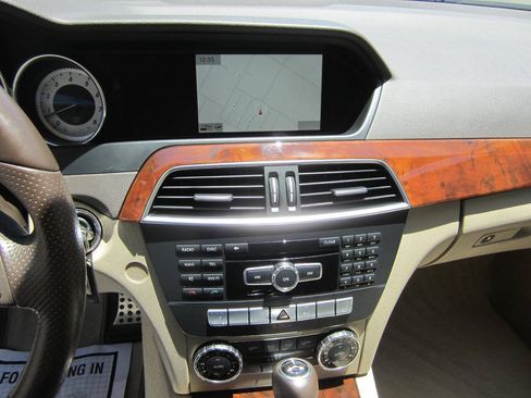 Used 2013 Mercedes-Benz C 300 4MATIC Sedan image 31