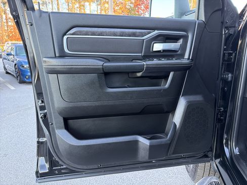 Used 2024 RAM 2500 Big Horn w/ Bed Utility Group image 11