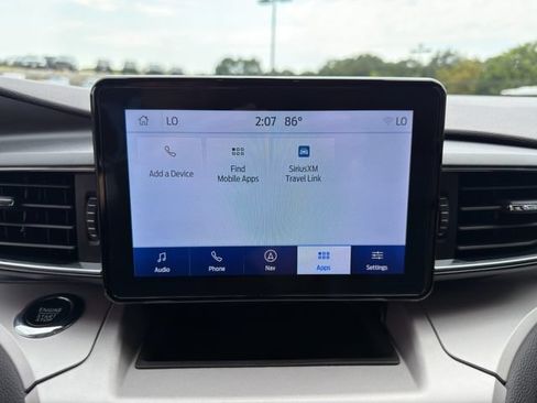 Used 2023 Ford Explorer XLT w/ Equipment Group 202A AWD/4WD image 29