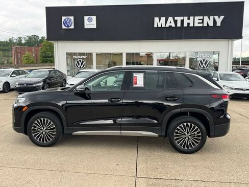 Certified 2025 Volkswagen Tiguan S w/ 18" Wheel Package AWD/4WD image 3