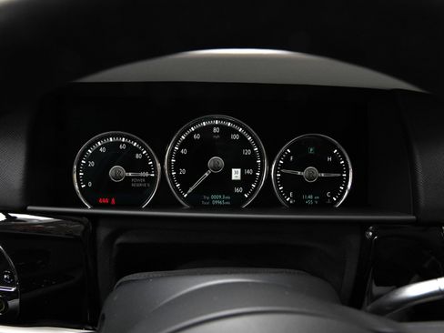 Used 2023 Rolls-Royce Cullinan w/ Cullinan Package image 14