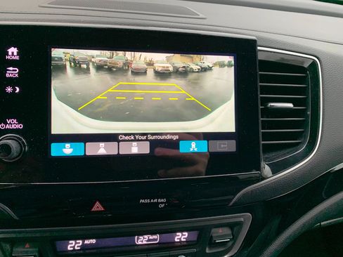 Used 2022 Honda Pilot Black Edition image 9