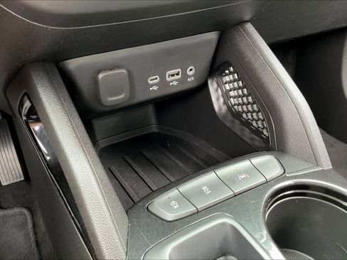 Used 2022 Chevrolet TrailBlazer LT image 31