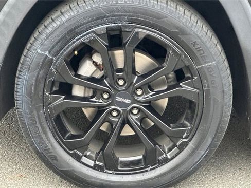 Used 2020 GMC Terrain SLE w/ Elevation Edition image 43