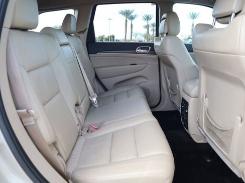 Used 2015 Jeep Grand Cherokee Limited image 21
