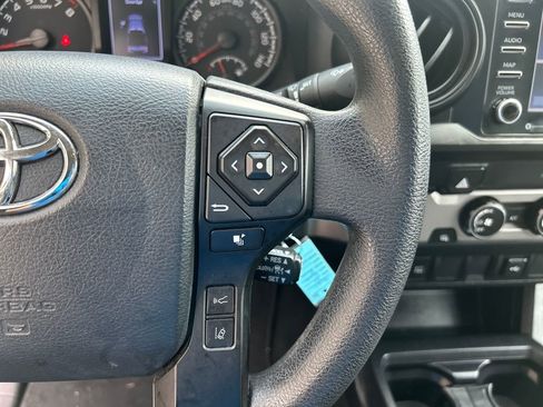Used 2020 Toyota Tacoma SR w/ SR Convenience Package image 22