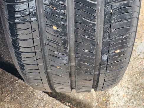 Used 2024 Hyundai Elantra Blue image 11