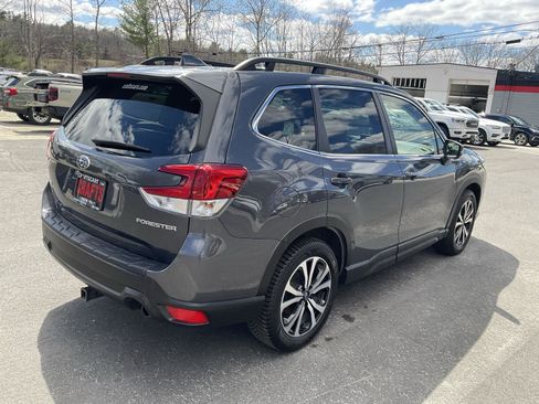 Used 2023 Subaru Forester Limited w/ Popular Package #2 AWD/4WD image 5