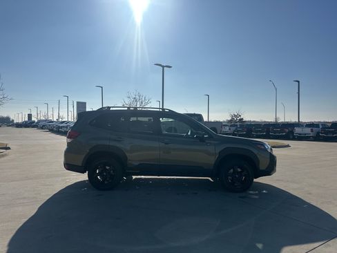 Used 2024 Subaru Forester Wilderness w/ Convenience Package image 7