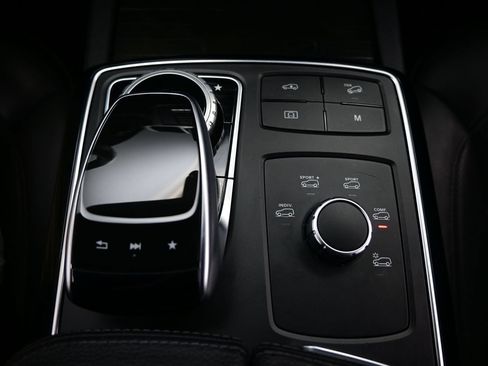 Used 2017 Mercedes-Benz GLE 43 AMG 4MATIC image 27