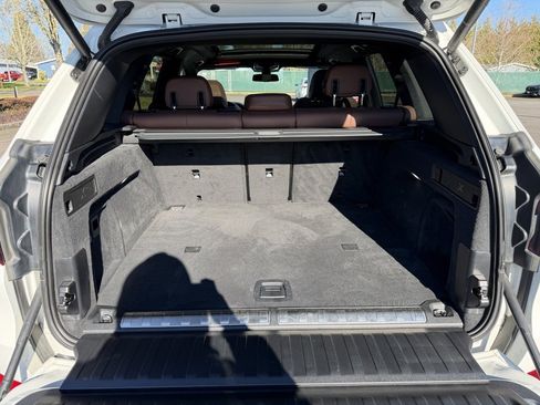 Used 2023 BMW X5 xDrive45e w/ Executive Package image 11