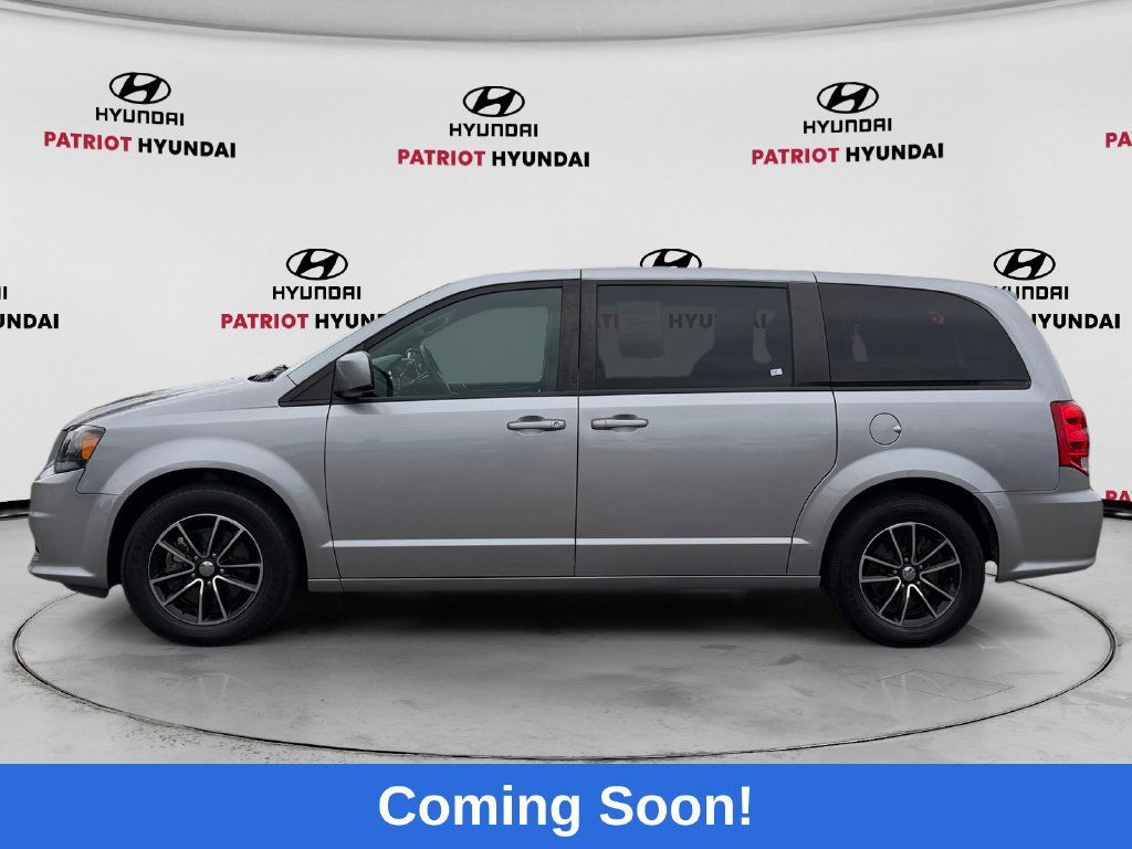 Used 2018 Dodge Grand Caravan SE FWD image 6