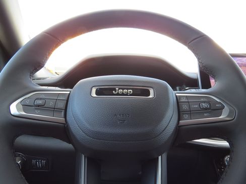 New 2026 Jeep Compass Limited w/ Sun, Sound & Navigation Group image 20