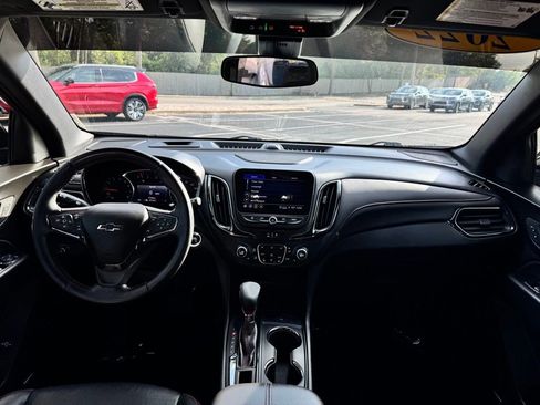 Used 2022 Chevrolet Equinox RS w/ RS Leather Package FWD image 25