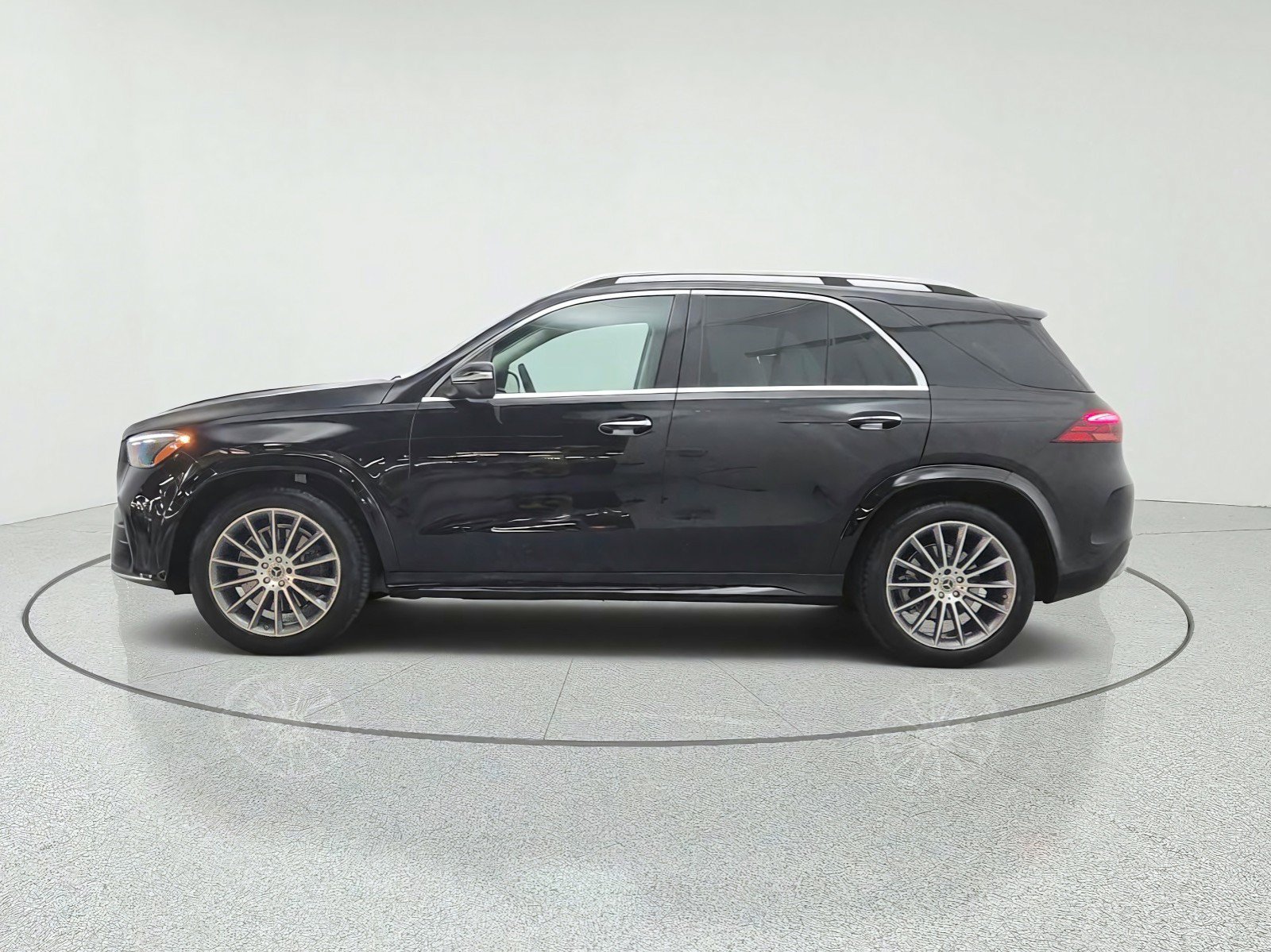 Certified 2024 Mercedes-Benz GLE 350 4MATIC image 8
