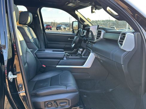 Used 2022 Toyota Tundra Platinum w/ Advanced Package image 10