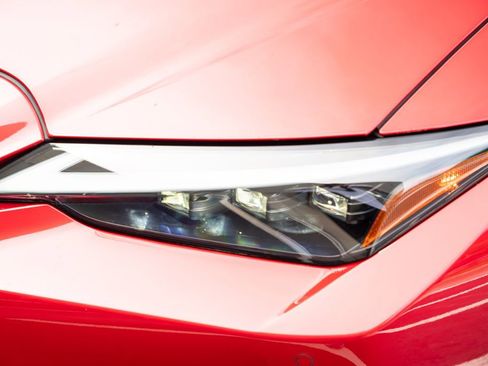 Used 2023 Lexus IS 350 F Sport RWD image 27