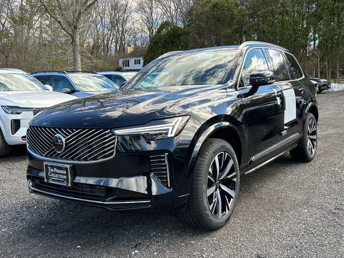New 2026 Volvo XC90 B6 Core w/ Protection Package image 5