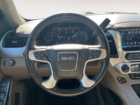 Used 2019 GMC Yukon XL SLT w/ Open Road Package image 13