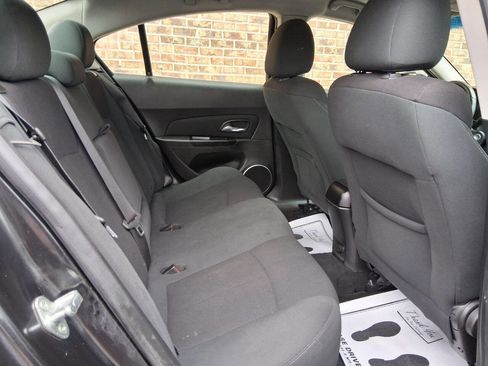Used 2011 Chevrolet Cruze LT image 13