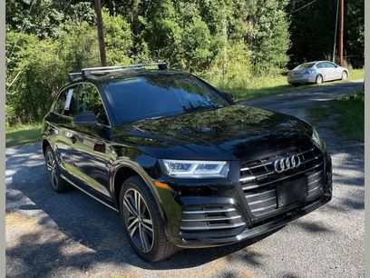 Used 2020 Audi Q5 e Premium Plus w/ Premium Plus Package