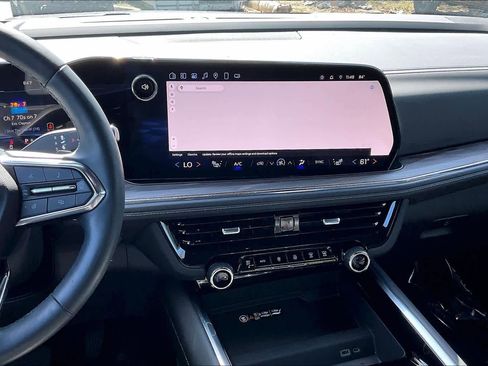 Used 2025 Chevrolet Tahoe LT w/ Comfort Package image 7